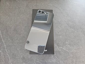 Samsung Galaxy Z Flip 5 5G 8GB/256GB, v záruke do 6/2026 - 4