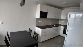 Od augusta: 3i byt so zariadením na Ružovom háji - 4