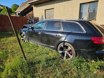 Audi a6 c6 quattro 3.0(havarované) - 4