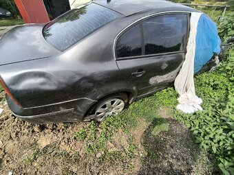 Rozpredám superb 1 1.9tdi 96kw - 4