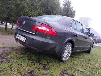 Škoda Superb 2 – 1.8 TSI – 118 kW – DSG – 2010
- 4