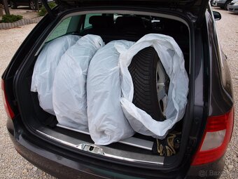 Škoda Superb Combi 1.4 TSI Elegance - 4