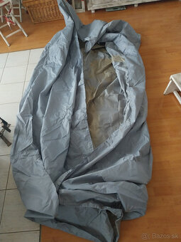 Predam ochrannu plachtu na nabytok - 4