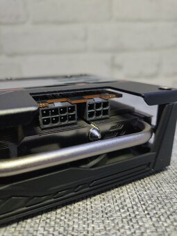 Sapphire Radeon RX 5700 XT - 4