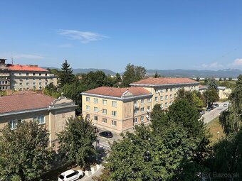 NA PREDAJ ZLACNENÝ 1-izb byt s lodžiou s ťarchou N. Dubnica - 4