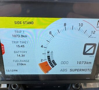 KTM DUKE 390, 2021, 1073km - 4