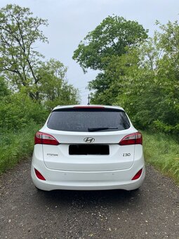 HYUNDAI i30 1.6CRDI - 4