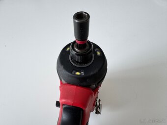 Milwaukee M12 FUEL 1/4” Subkompaktný rázový uťahovák - 4