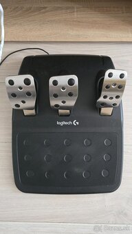 Logitech G29 Driving force - 4