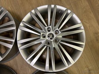 Originálné alu kolesa R19 Škoda Superb III - 4