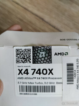 AMD Athlon X4 740X chladič - 4