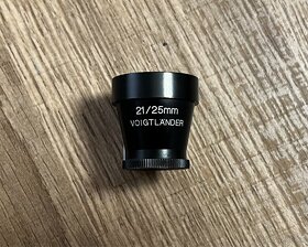 Voigtländer 21/25mm hľadáčik - 4