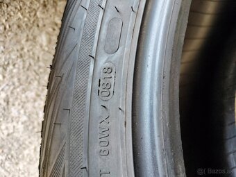 Nokian 215/65 R17 celoročné pneu - 4