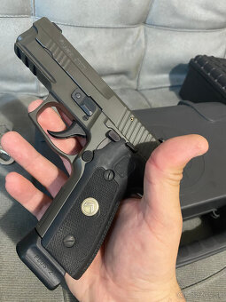 Predám Sig Sauer P229 Legion - 4