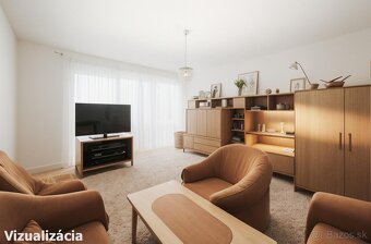 5i byt s garážou a veľkou záhradou v obci Janova Lehota - 4
