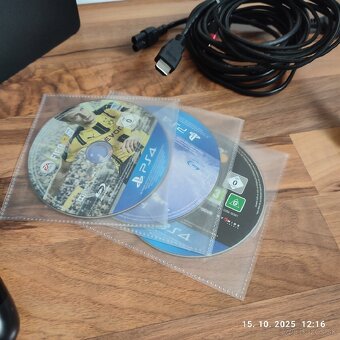 Playstation PS4 SLIM + hry - 4