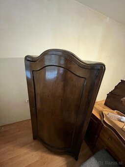 Predám starožitný nábytok - 4