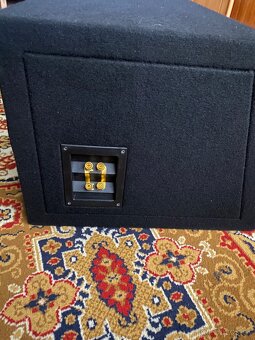 Subwoferova Bedná s reprakmi - 4