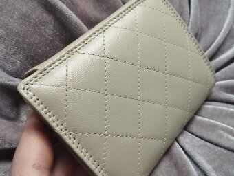 Dámska. Béžová peňaženka - 4