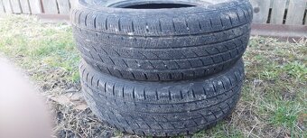 Gumy 235/70 r16 - 4