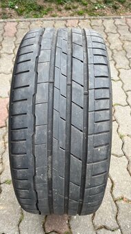 Letné pneumatiky 235/40 r19 - 4