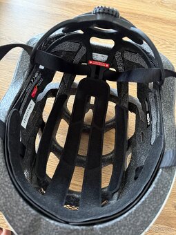 Lazer cyklistická prilba - 4