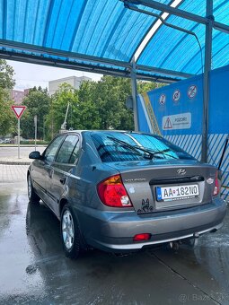 ROZPREDÁM Hyundai accent II 1.3l - 4