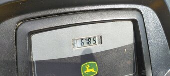 záhradný traktor John Deere X300R – 18koní - 4