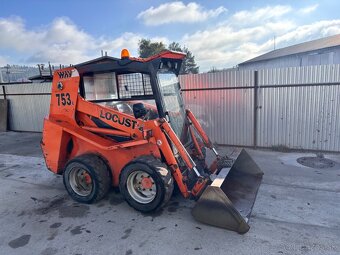 LOCUST L 753 E - 4