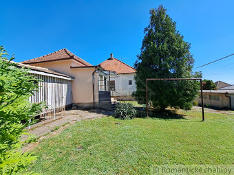 Dom v obci Štitáre v blízkosti lesa a zároveň s dobrou dos - 4