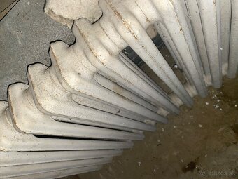 Staršie liatinove radiátory - 4