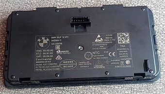 odkladacia priehradka s NFC na BMW - 4