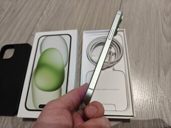 Apple iPhone 15 128GB Green - 4