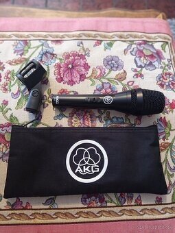 Dynamický spevový mikrofón "AKG P3S" - 4