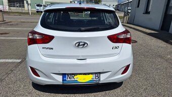 Predám i30 - 4
