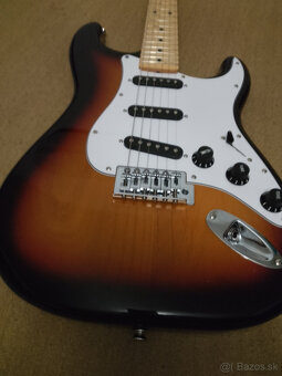 Predám SX sratocaster alder - 4