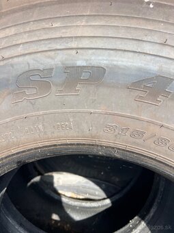 Pneu 315/80 22/5 - 4