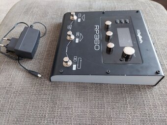 Gitarovy multi-efekt Digitech RP360 - 4