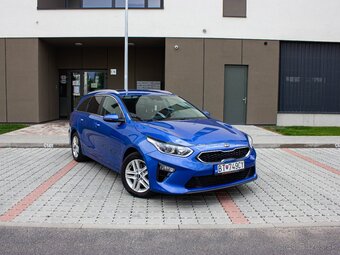 Kia Ceed SW 1.6 CRDi 136k Gold - 4