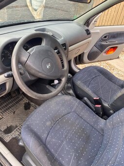 Renault Clio 1.2 r.v.2002 - 4