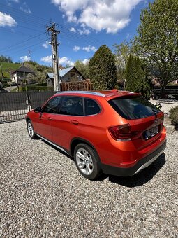 BMW X1 18d XDrive - 4