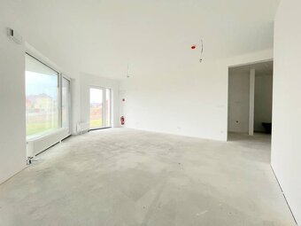 NA PREDAJ 1,5-IZBOVY APARTMÁN S TERASOU, STUPAVA. - 4