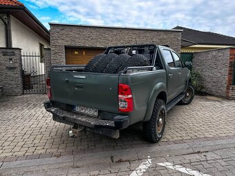 Toyota Hilux DC 3.0 I D-4D Sol A/T - 4