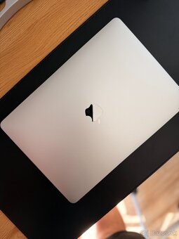 MacBook Pro 13" (2019) – i5, 128 GB, 8 GB RAM - 4
