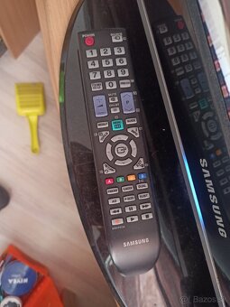 LCD TV Samsung uhlopriečka 85 CM - 4