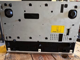 Samsung SV-DVD55T – kombinovaný DVD/VHS prehrávač - 4