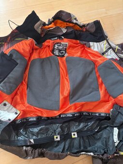 Snowboard bunda + nohavice Oakley pro veľkosť M - 4