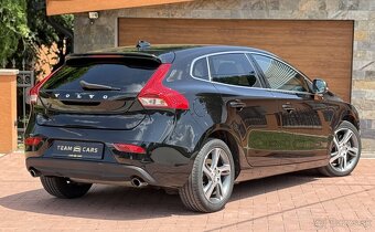 VOLVO V40 2.0 D3 Automat INSCRIPTION - 4