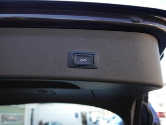 Audi A4 B8,5 Avant 2,0TDi Quattro - drevodekor - 4