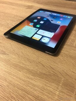 9.7” tablet iPad 5.generácie 32GB nafúknutá bateria - 4